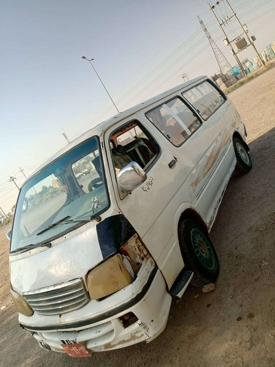 رقم ديالى مطلوبه 400فقط سياره جاهزه كبل لشارع سعر 15ورقه  راعيها موجود ويحول ***********مكان سياره واسط صويره
