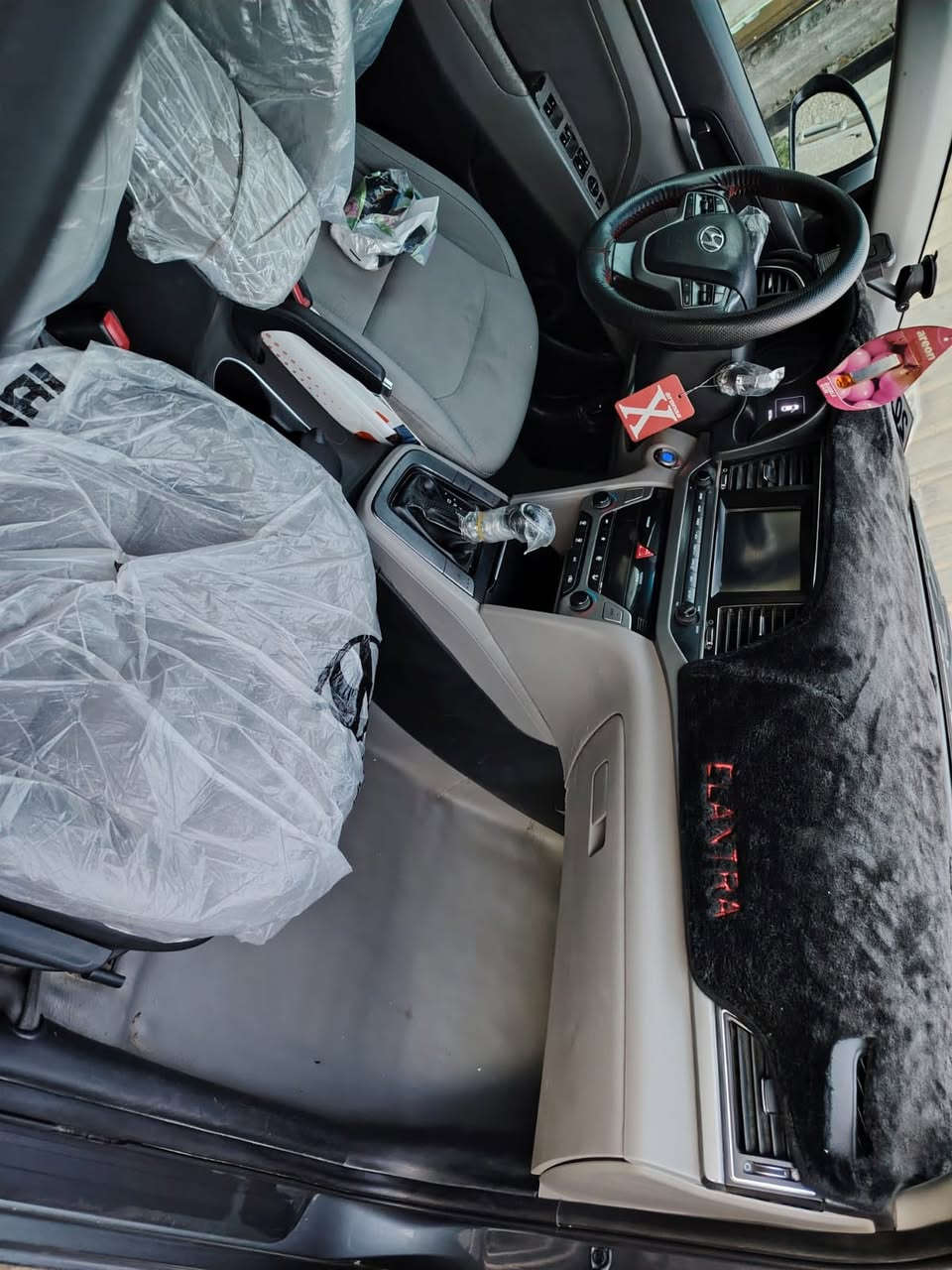 النترا موديل ٢٠١٧ رقم سليمانية هزة وسنوية جدد بصمة رادار تدفئة كشنات ترحيب تحكم ستيرن حادثهه سرقة بدون ايرباك السعر ١١٧ 
***********
