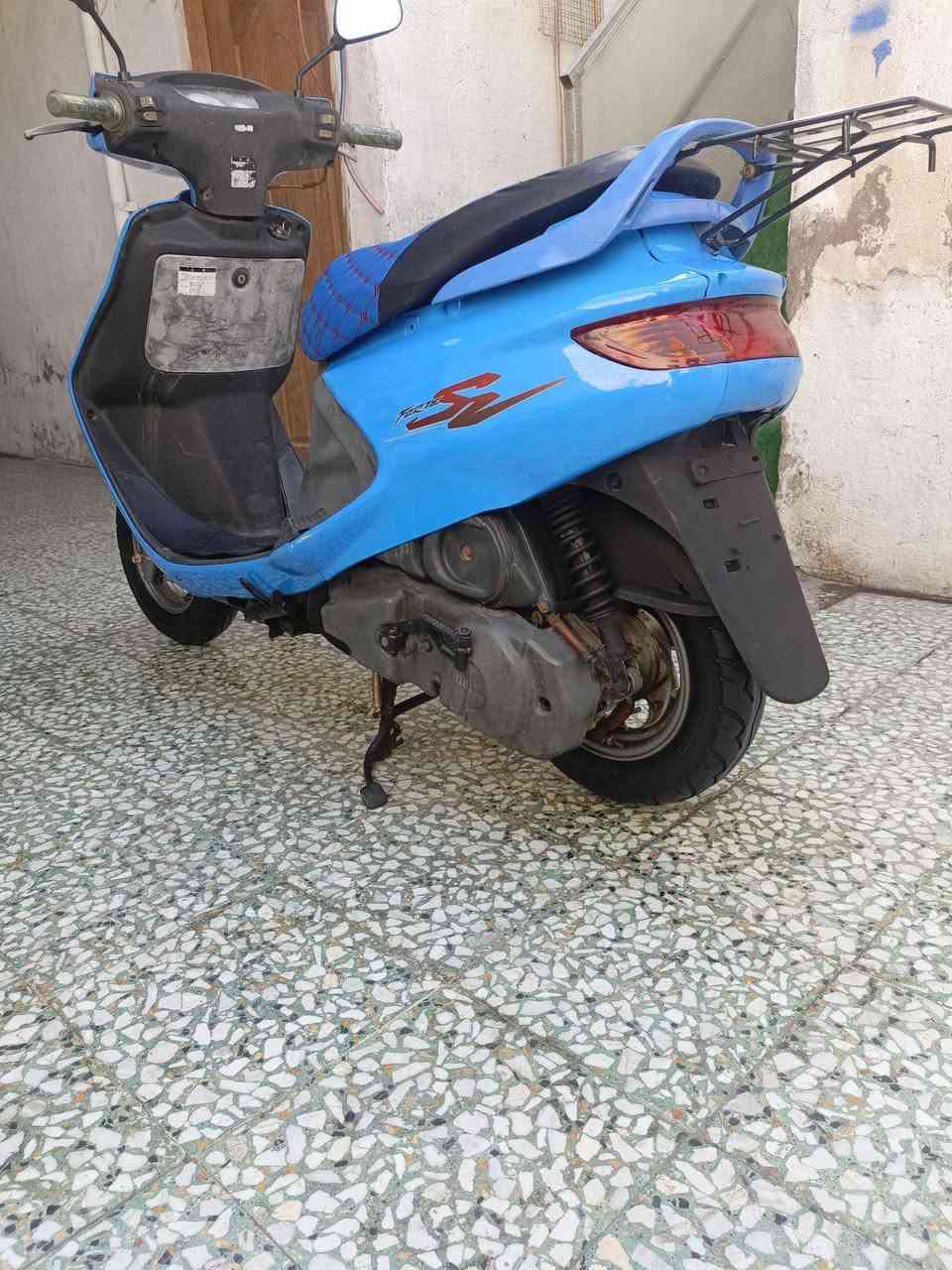 سلام عليكم لحد يكسر بحلال الناس دراجه فراشه ياباني دراجه كلها بلاد كسر كارتون باله كلها بعدها بملاح اليابان مال جناي وماكو هيج سعر دراجه بلاديه تايرات كهربائيات كلها شغاله بس باتري هابط سلف مالها مايديرها لأن ضعيف باتري دراجه كارتون ولله العظيم سعر 650مكاني البصره المعقل شلعه مشي خير من لله مكينه ناعمه خرسه تخبل مال جناي الف عافيه على يأخذها الزبير, البصرة


**إذا كنت صاحب هذا الإعلان وتريد حذفه لأي سبب، رجاءا أرسل رسالة إلى الدعم الفني**