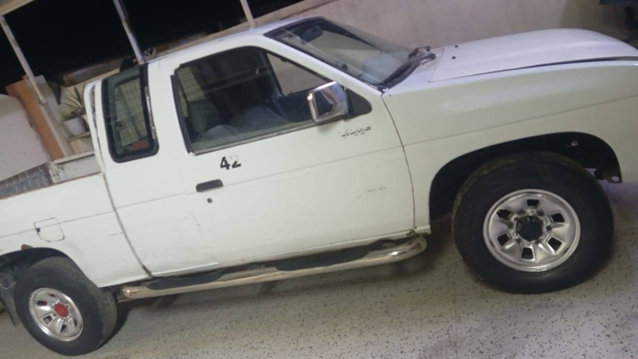 بیکب نیسان 1993 رقم دهوک تحویل بشرط 400 الف علیها غرامە کیر محرك اکسل ابشرط محرك یدخن سعر 27 ورقة ومجال بسیط
عنوان:  بردرش ـ روفیا اكر, نينوى


**إذا كنت صاحب هذا الإعلان وتريد حذفه لأي سبب، رجاءا أرسل رسالة إلى الدعم الفني**