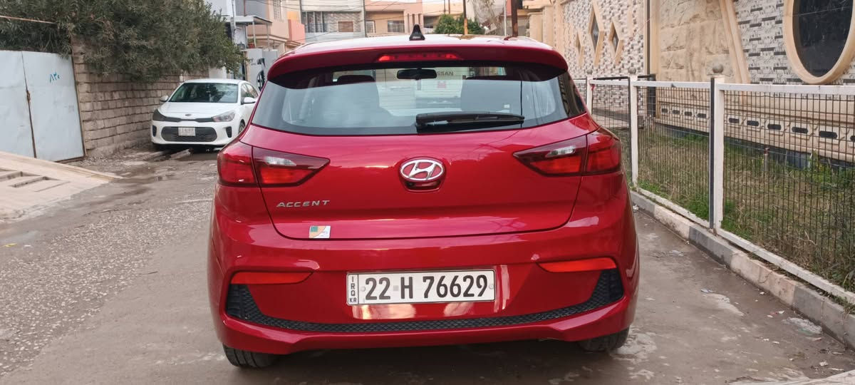 أكسنت 2020  
ضرر دعاميه الأماميه صبغ  بدون ايرباك  
مواصفات هيتر بل كشنات شاشه كامره بلاتوث كير توماتيك جامات كهرب ويل كب بلاجكتورات سبورت 
العنوان الموصل  للاستفسار  الاتصال على الرقم ***********
السعر 115
