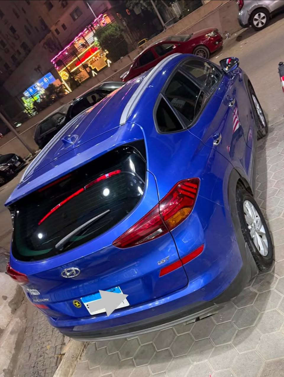 Hyundai Tucson 
2019
150,000 k.m only 
الفئة التانية 
فابريكا بالكامل بدون ملاحظات 
تربو 
رخصة سنتين 
مرور المقطم 
المالك الأول من الزيرو 
للاستفسار برجاء الاتصال .
01155295731.


**إذا كنت صاحب هذا الإعلان وتريد حذفه لأي سبب، رجاءا أرسل رسالة إلى الدعم الفني**
