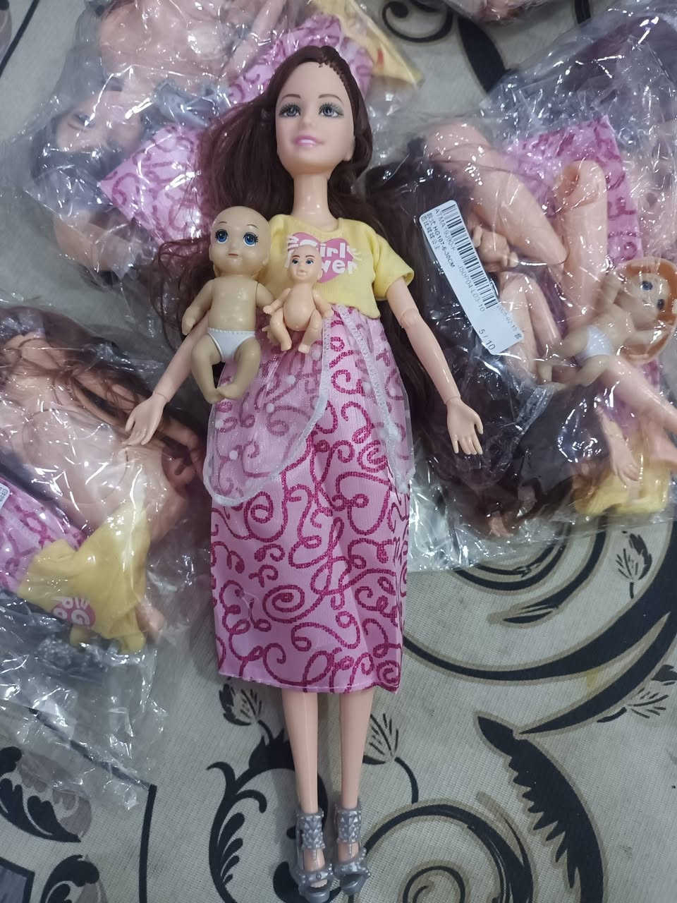 توفر باربيات عدد ١٠ تجي وية كل وحدة باربي حامل وياهة ٣ اطفال للحجز خاص


**إذا كنت صاحب هذا الإعلان وتريد حذفه لأي سبب، رجاءا أرسل رسالة إلى الدعم الفني**