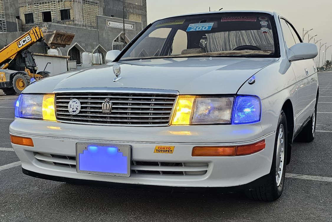 اللهم صل على محمد وال محمد السلام عليكم بطه للبيع السعر 68 وبيها مجال بسيط مكينه وكير حاويه جدد توهن مشدودات حداديه 100% السياره كفاله عامه من الضربه والكصه والعيب الشرعي ومن الخياس والتبديل صبغ لجماليه فقط السياره احله من الصوره سنويه 2031 رقم بغداد دولي باسمي مكينه 2500 ديلكو العنوان كربلاء طريق النجف قرب عمود 1192 
رقم الهاتف ***********
