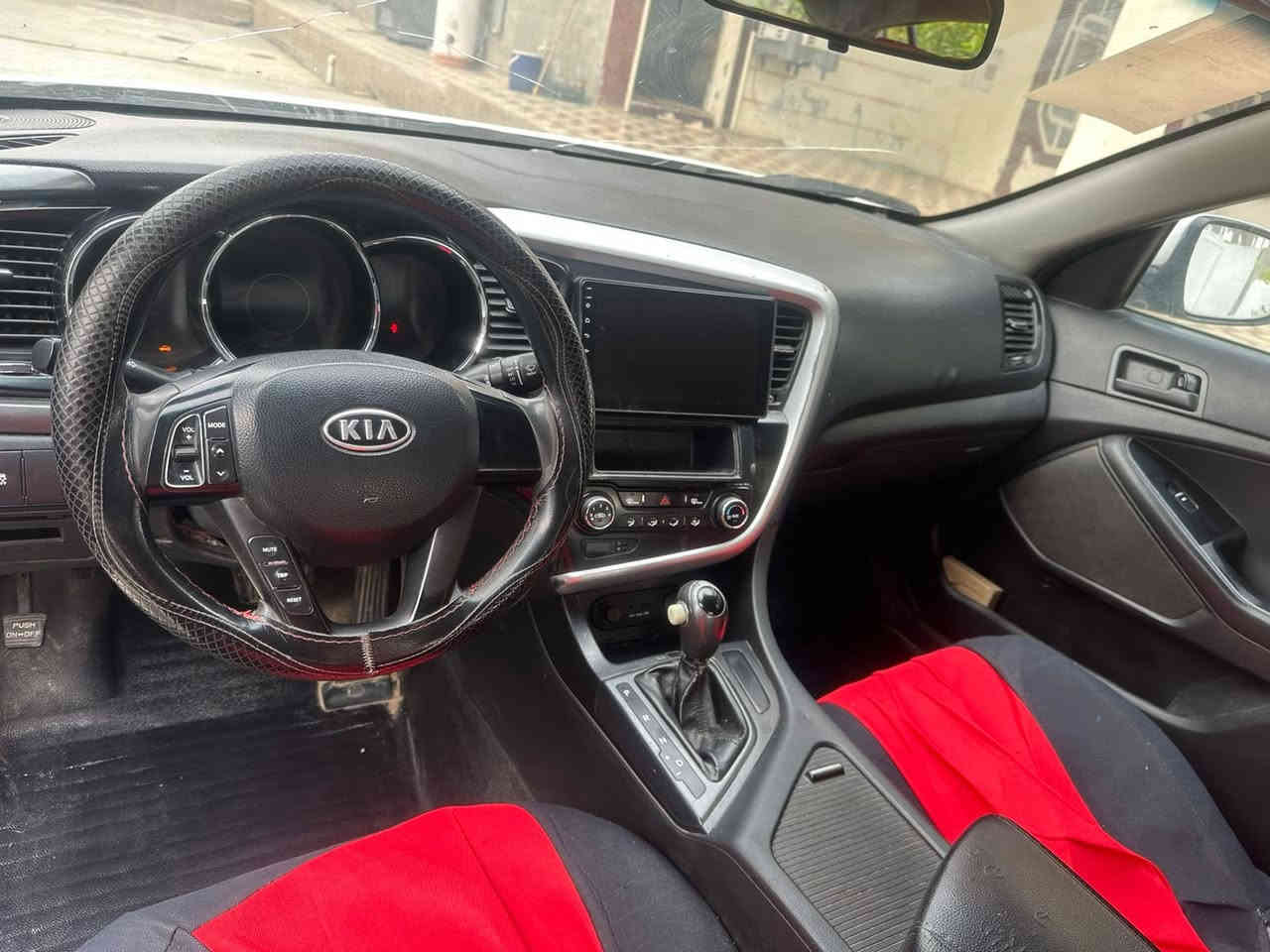 السلام عليكم 
للبيع اوبتما 2011 محرك 2400 دوش
بيها قطعتين جاملغ او باب دواخل مابيها 
رقم نينوى مشروع وطني 
تحويل مباشر /الموقع الضلوعية الجبور 
السعر 105
للاستفسار ***********
