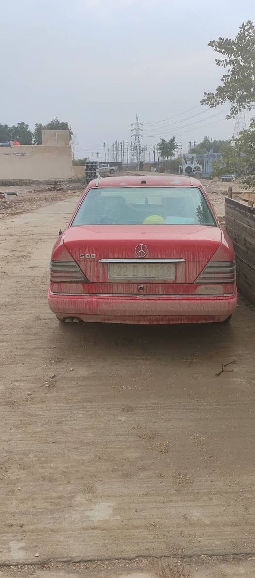 مارسدس بيبي شبح مكفوله حته من صبغ
محرك ففتي فيشتين تدفئه تبريد 
غرفه جديده 
ويل AMG17 معه تخم تاير جديد
شاشه اندرويد معه كامره خلفيه دواره
كامره اماميه خلفيه داش كام 
تدفئه بالكشنات 
مانع انزلاغ ABC
لايت زنون اصفر معه كشاف زنون 
عليه صيانه كامله شرط ترايك وين ماتريد
لا معجون ولا خياس كفاله 
مراوس اوباما او شارجر مديل 10 واطي فرق 
رقم اربيل انكليزي شرط التحويل 
*********** مكان السياره ذي قار
