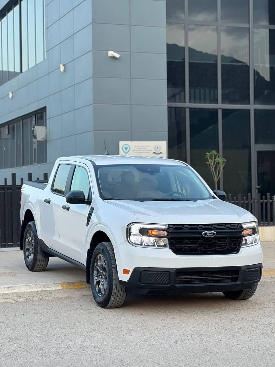 فورد مافريك XLT2024 بەس بونیت بویاغ بی ناوگرتن نمونە لە جوانی تەنها 8هەزار رۆشتووە هەموو گیانی بەشەرت زمارەکاتی نەشکاوە سحر160گەڵاو مجال***********
*********** رانية, السليمانية
