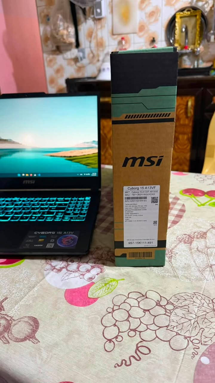 الابتوب: MSI Cyborg 15 A13V
الشاشة: 15.6", FHD, Anti-Glare, IPS-level, 144hz

المعالج: Intel Core i7-13620H Processor

الكرت: GeForce RTX4060/8GB GDDR6

الرامات:       DDR5 16GB(8GB*2) 

الذاكرة:             512GB SSD

WLAN+BT combo module

Free Dos

US-International

BTY-M492 11.4V 53.5Wh 3 cells

MFG

MSI-Europe: Eindhoven 5706 5692 ER Son

Cyborg 15 A13VF

MKT: Cyborg 15 A13VF-635XAE

SKU: TB71362H16GXXDXX

S/N:K2311N0088992
جديد (مليون وربع )بي مجال 
***********

