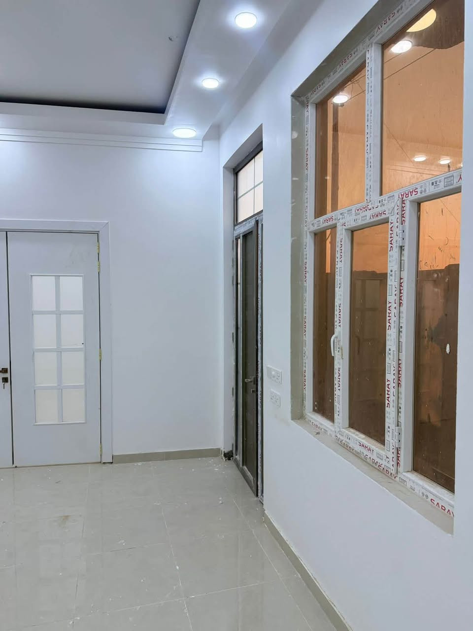 السلام عليكم بيت للبيع مساحته 100متر واقع حال120 في منطقة الموحيه بيت جديد طابقين ابو علي للعقار للتواصل الاتصال على الرقم واتساب *********** نستقبل كافة العروض
