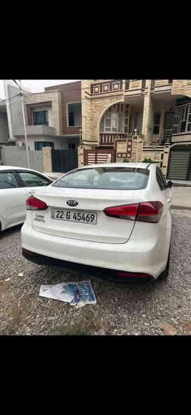 سلام عليكم اخوان سياره سيارتو فول موصفات اعلى موصفات بل خليجي السياره خليجيه ماشيه 50 كيلو  مكينه 2000 مكاني زيونه السياره نضيف و  جديده السياره جافيه جهت السياق مبدل كلا غراض كوري اصلي و مشتغلها يم المندلاوي شغل كلش نضيف السعر 125 و ببها مجال حك الجيه الشراي يتصل على رقمي ***********
ما متواجد على الفيس بس واتس و رصيد
