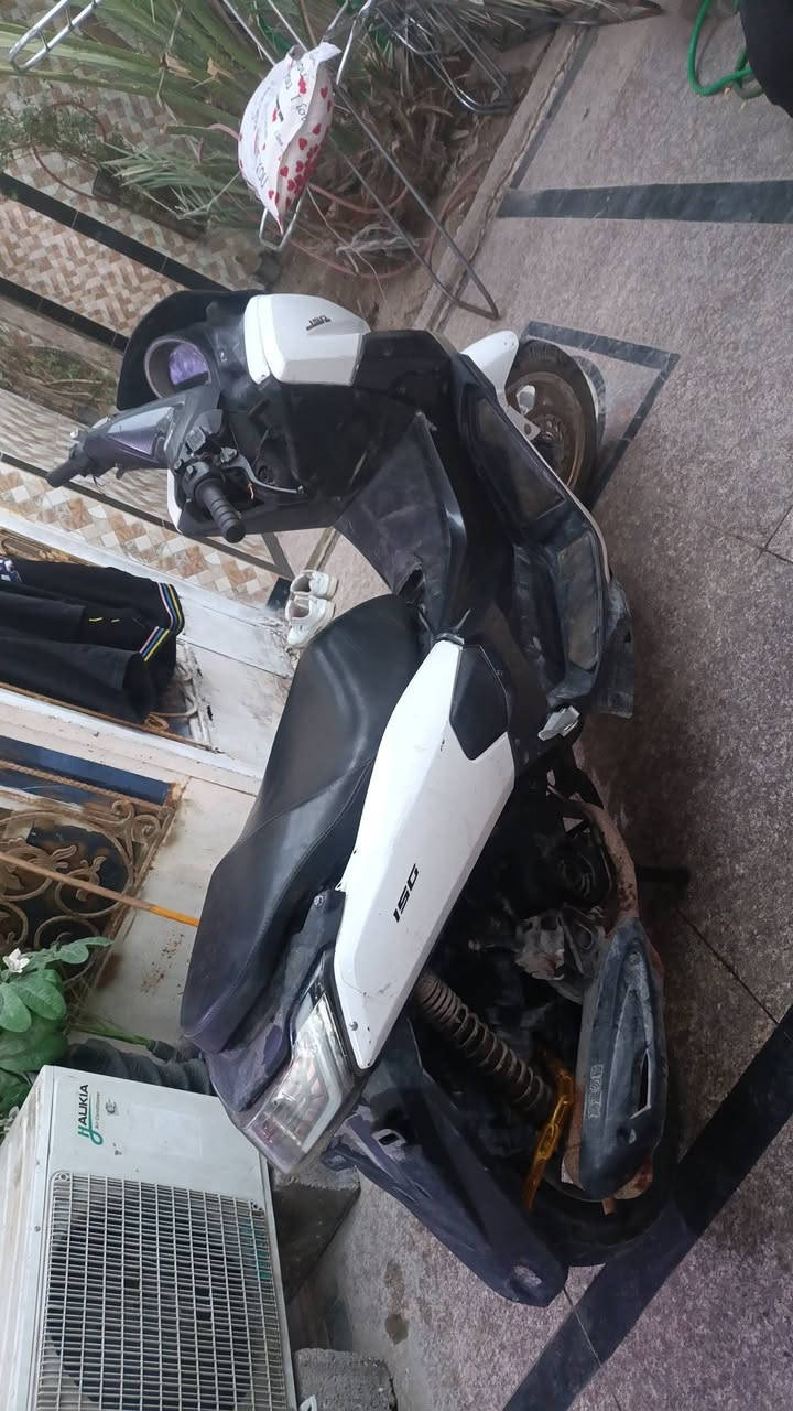 دراجه صيني مبدل مكينه صالي شهر مكينه ياباني مال فراشه دبلات جدد تايرات جددد كلشي جديد وسعر مناسب 600الف وبيه مجال 
عنوان بصره قبله ***********
