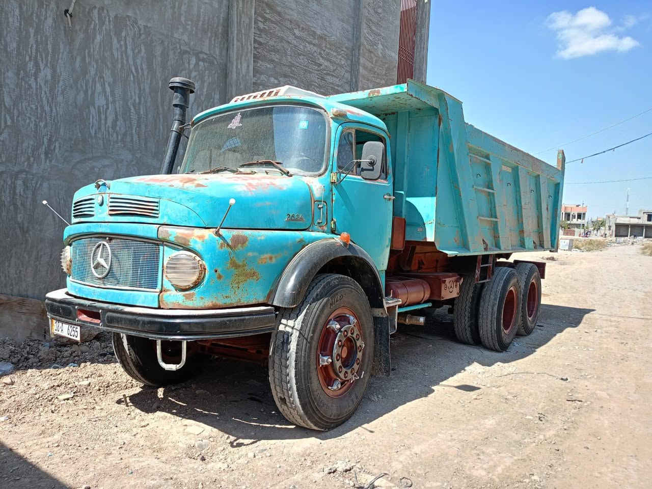 السلام عليكم البيع قجمه مكلف بل نشر موديل 79 محرك جديد لا نقص لا تبخير تايرات نص عمر مال جناي 
*********** الاستفسار عله الرقم مكلف بل نشر
