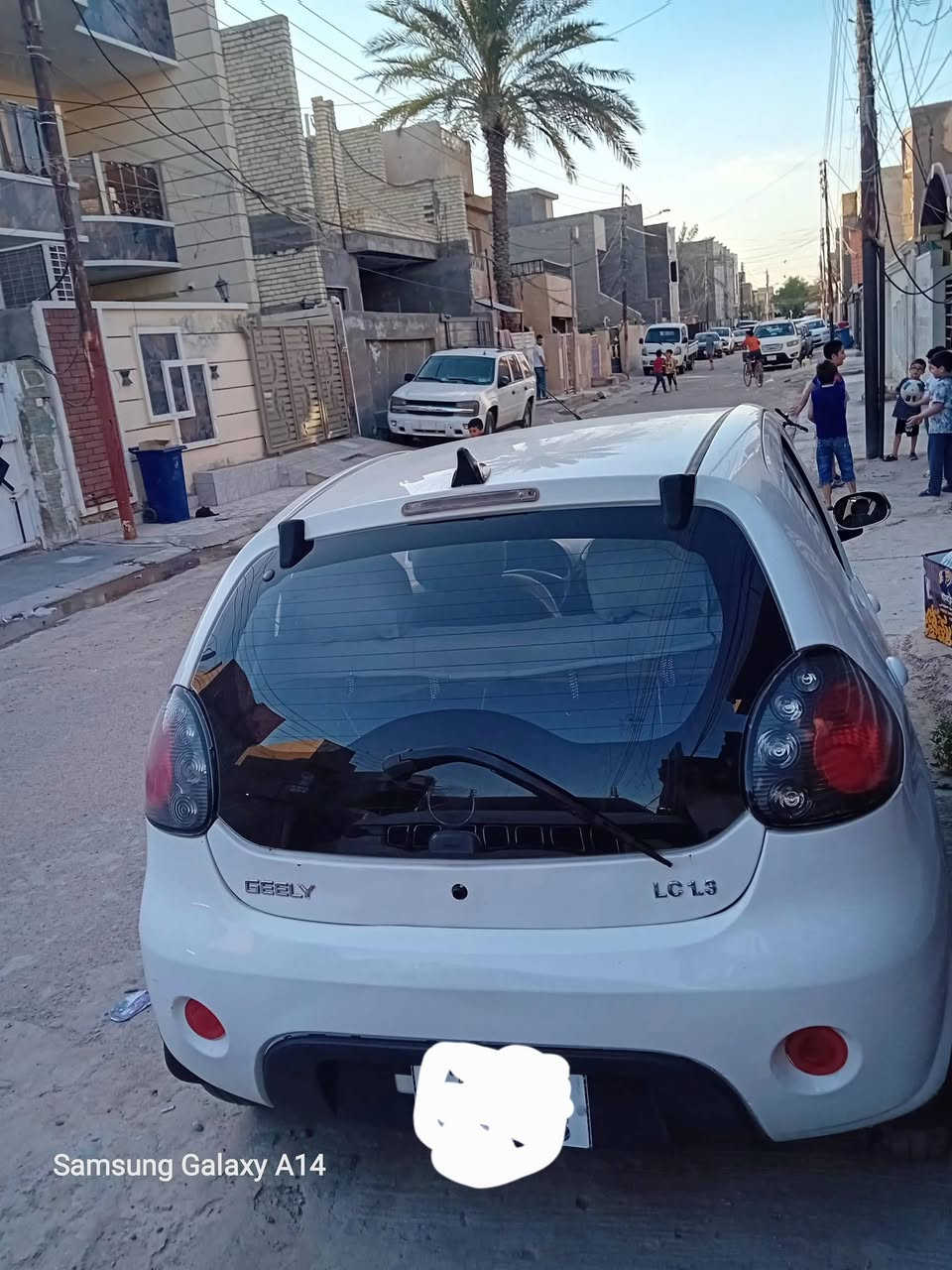 جيلي باندا ٢٠١٢ محرك كورلا ١٤٠٠ صدر جديد تبريد شغال مابيه نقص السعر 55 . العنوان الغزاليه /شارع مدير الامن 
  للاستفسار الاتصال على الرقم ***********
