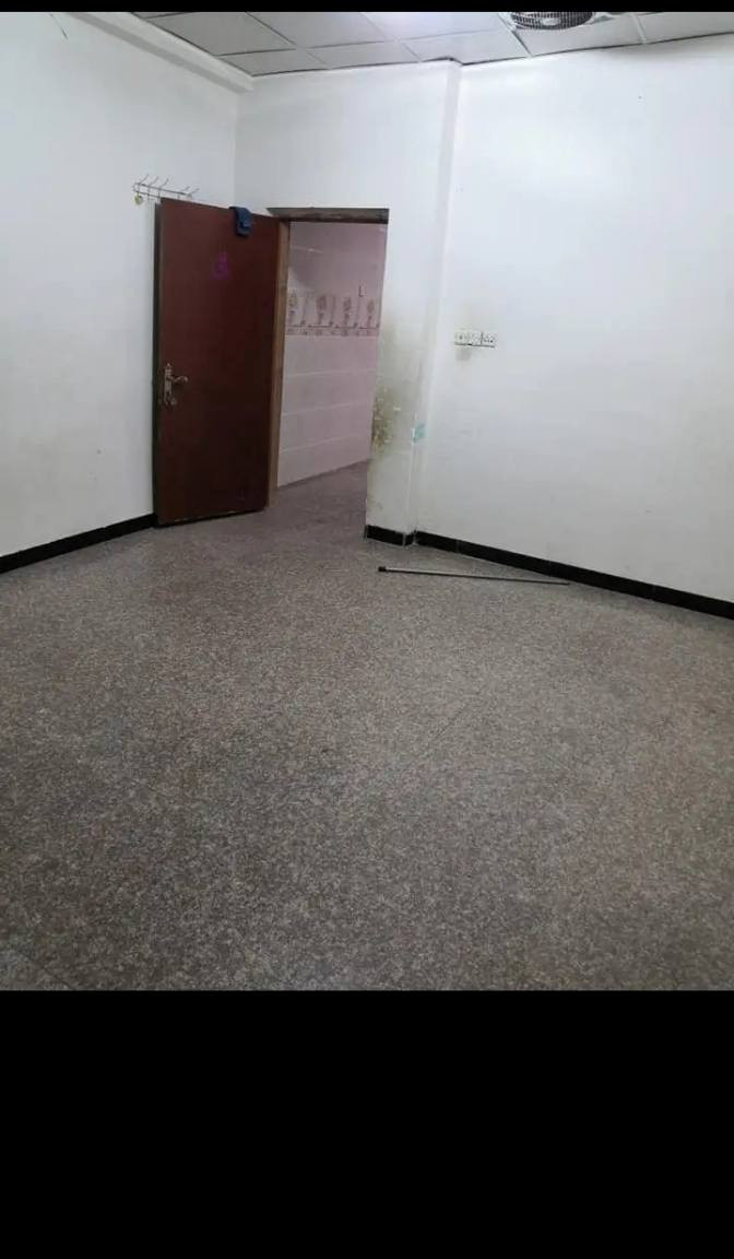 شقه للأيجار حي رمضان الشارع العام قرب جامع الامام الحسين ***********
