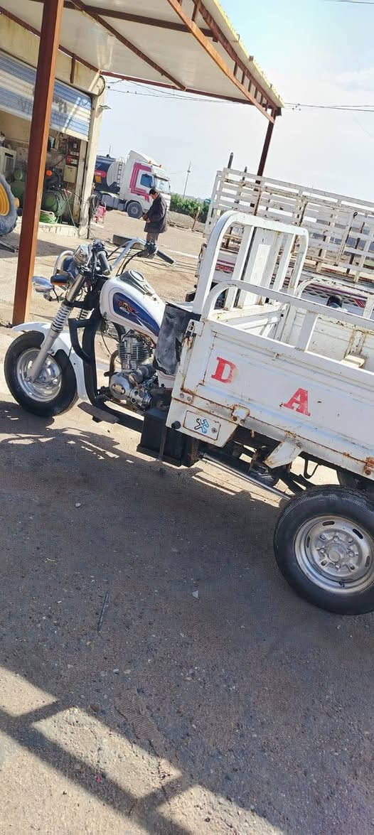 السلام عليكم ستوته البيع موديل 20 
أصولي اوراق عنوان سوق الشيوخ  ***********
