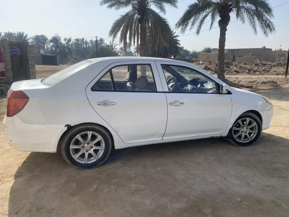 جيلي Mk   للبيع
موديل 2011 كفاله رقم بغداد بأسمي 

مكان السياره ديوانيه

***********
