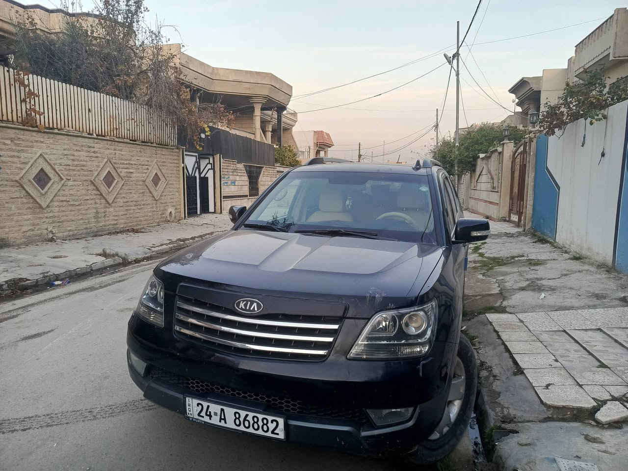 السلام عليكم
سياره موهافي 2012
فول موصفات فتحه وتحكم ستيرن 
تثبيت سرعه تبريد منفصل 7 راكب ثلاث قطع تبريد 
فتحه بل سقف التبريد الخلفي هم منفصل 
مكينه V6  3600
السياره بيها منظومه مال غاز 
السياره بدون ضرر او اي تعديل 
السعر 175 وبيها مجال للطيبين 
***********
***********
