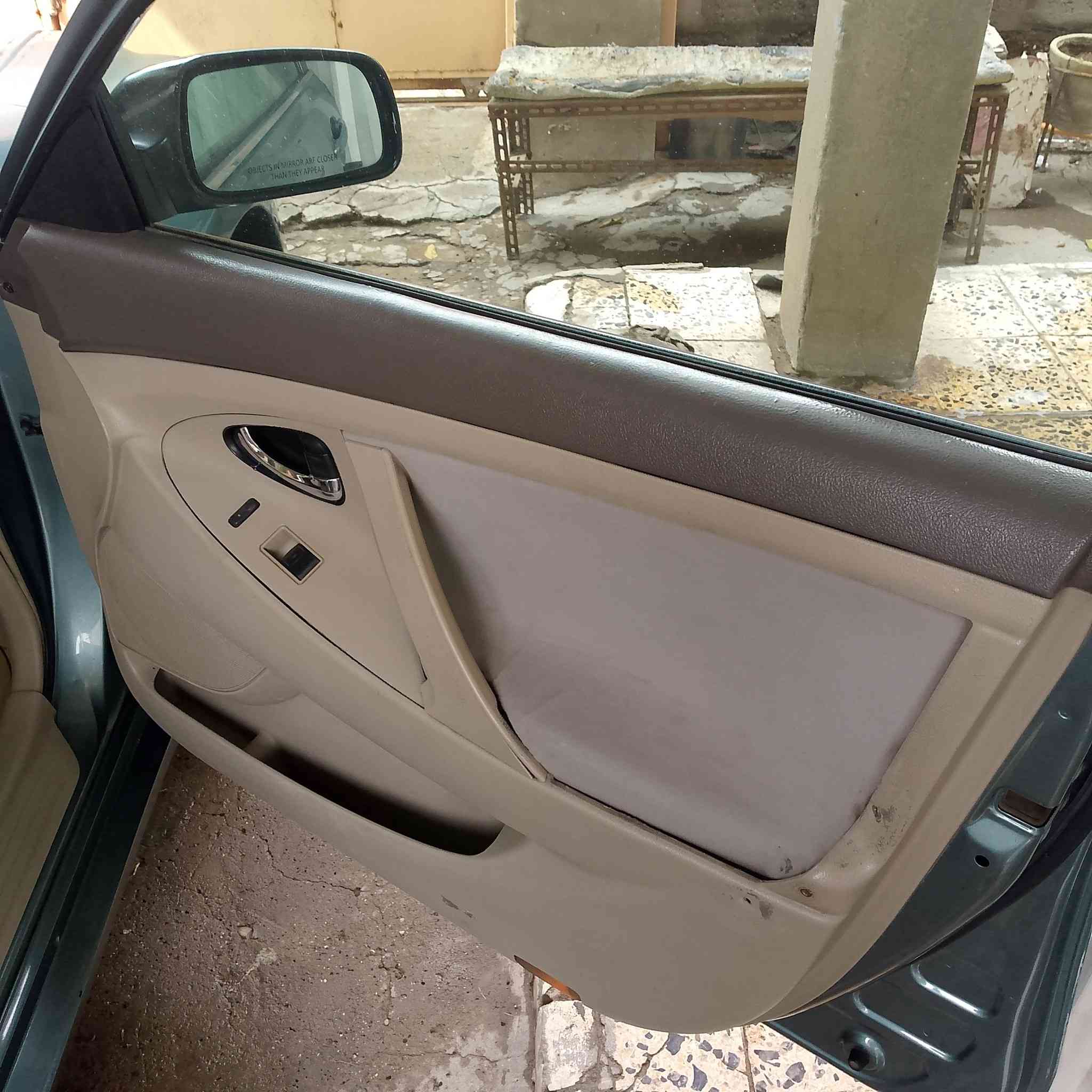 السلام عليكم تيوتا كامري للبيع موديل 2010 أمريكي خمس قطع صبغ ابيعلك حزام ب 98 ورقة وبيهه مجال للتفاوض للاستفسار اكثر ***********
