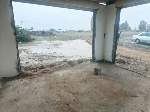 سلام عليكم جملون اليجار طول 35ب8عرض معه محلات يم محطه البرقي ***********
