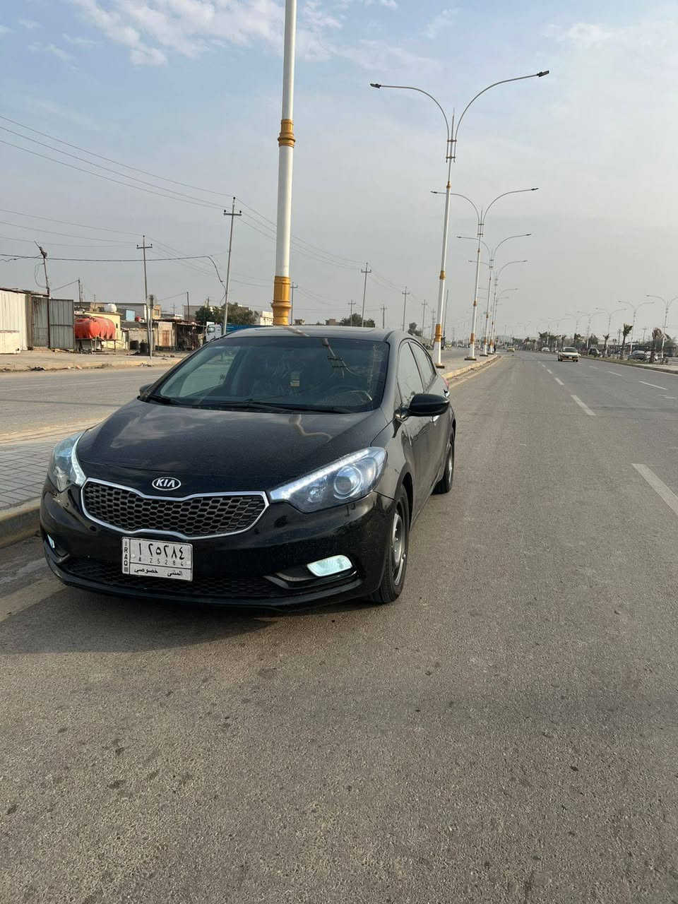 سلام عليكم
فورتي موديل 2016 سياره جاهزه عل اخير 
مكينه 1800 دوش مكينه كير حداديه تخم تأير منضومه تبريد جديده سياره نص فول بأسمي سياره داخله ادامه عامه حمام بوليش منضومه بانزين جديده كير قبل 20 يوم شديته سياره خير من الله كل نقص مابيه 
بيه تبديل جاملغ امامي وصبغ بنيد وباب سايق 
للستفسار اتصل 
***********
ب 110 وبيه مجال
