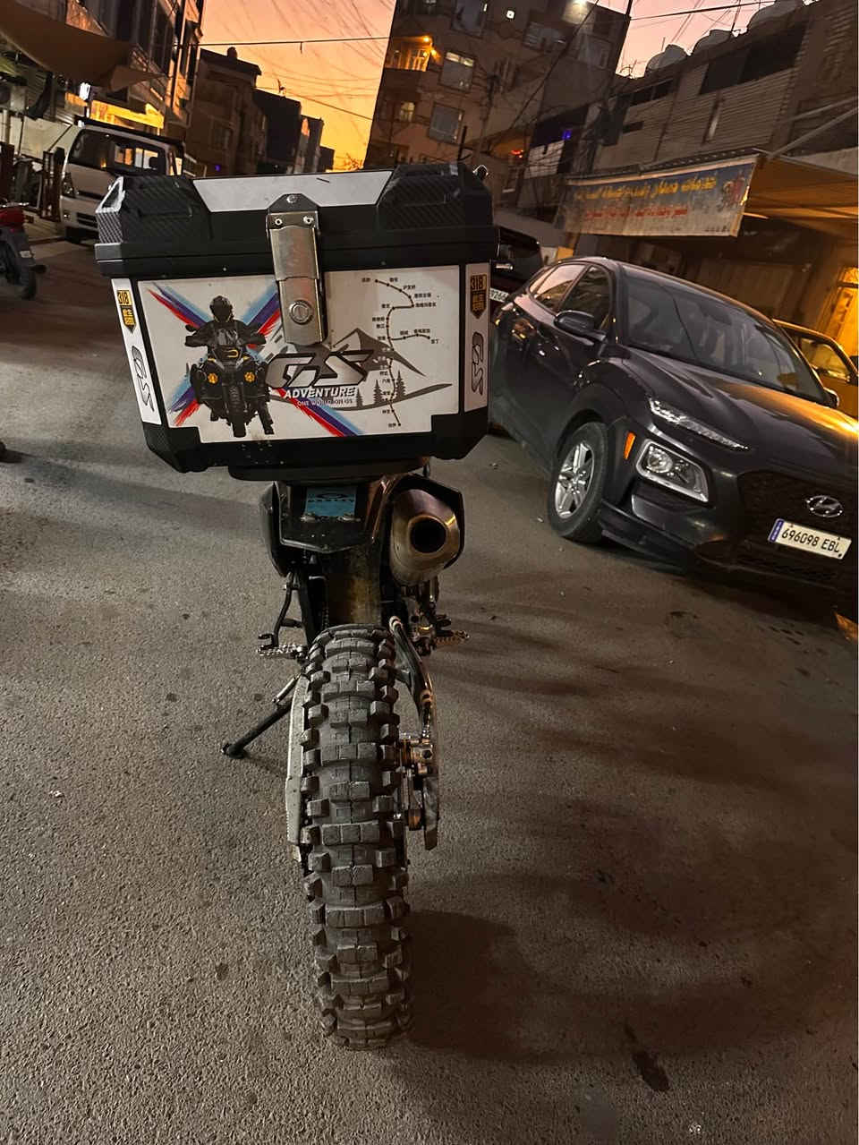 سلام عليكم 

قفاز   Crx 300cc 2025
9500km

واتساب 
*********** بغداد, العراق
