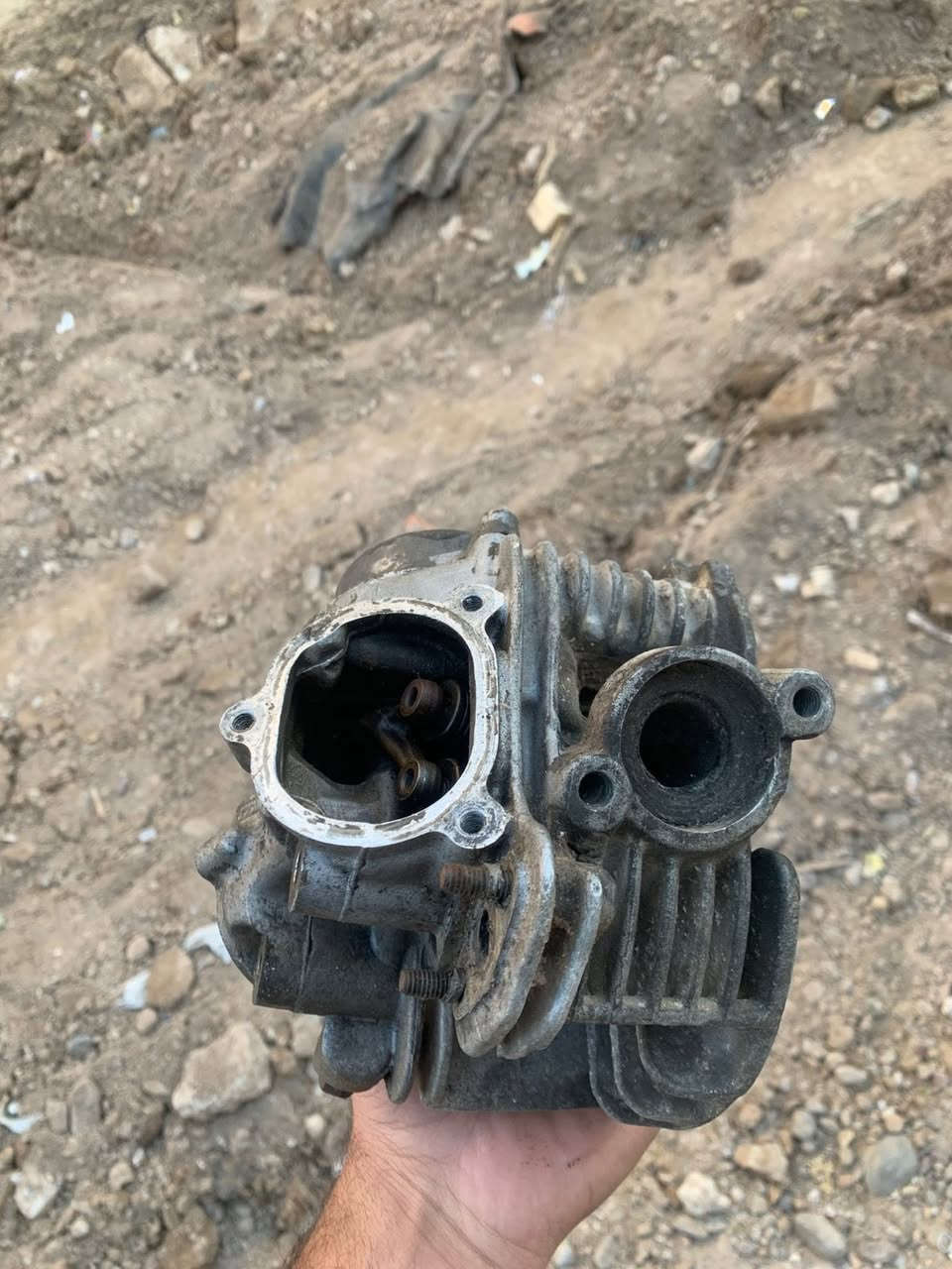 السلام عليكم شباب
كور سكنس بلادي مال تفصيخ (فارغ )
نضيف مابي اي سحك السيته والبراغي شرط النضافه


**إذا كنت صاحب هذا الإعلان وتريد حذفه لأي سبب، رجاءا أرسل رسالة إلى الدعم الفني**