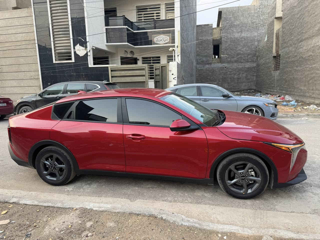 يالله للبيع بسعر جداً مناسب
كيا K4 مواصفات LXS
موديل 2025
لون احمر

وارد اميركي دخول جديد السيارة باسمي بدون ارقام

حادثهه فقط بنيد وبيهه خشم الشاصي اليسار فقط 
صور الحادث مرفقه بلمنشور 

السعر 148$ ورقة وبيهه مجال جداً بسط

مواصفات

بصمة
تشغيل عن بعد
بصمة ابواب
بصمة جنطه
شاشه متصل حجم كبير
محرك 2000 دوش المرغوب
 فول قيادة ذاتيه مع تحديد مسار
 فول تحكم ستيرن
 تبريد متصل مع شاشه لمس
 منافذ شحن خلفية
 سايد بريك كهربائي
 مانع انزلاق
 نقط عمياء
 تحكم وضعيات قياده
 رادار امامي وخلفي وجانبي
 توقف ذاتي

ماشية 10 الاف ميل

السعر 148$ ورقة وبيهه مجال جداً بسط
مكاني بغداد الدورة
***********
