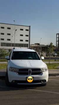 بسم الله الرحمن الرحيم دوج دورانجو  موديل 2013 صبغ فقط ربع بنيد و ربع ...