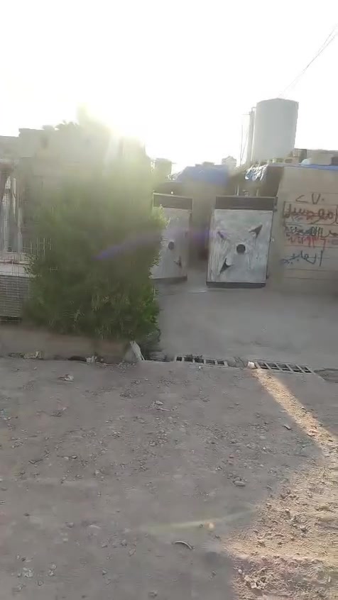 بيت للبيع تجاوز العروبه خدمات كامله ماء كهرباء مسجل بي رقم بلديه قريب عل مستشفى النصر أو الكوفه القديمه الاتصال ‏‪***********‬‏

