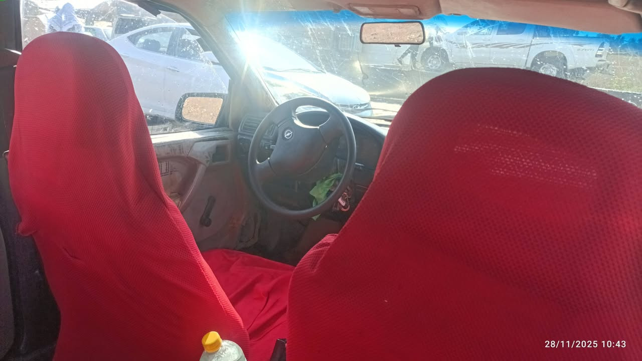 السلام عليكم ورحمه الله وبركاته 
من رخصة صاحب المجموعه 
للبيع سياره اوبل فكترا موديل ١٩٩٢ 
كير مكينه مكفولات
 سعر السيارة ٢١ ورقه بيه مجال 
مكان السيارة نجف ناحية القادسية 
هاتف ***********
متواجد اتصال . واتساب .فيس
