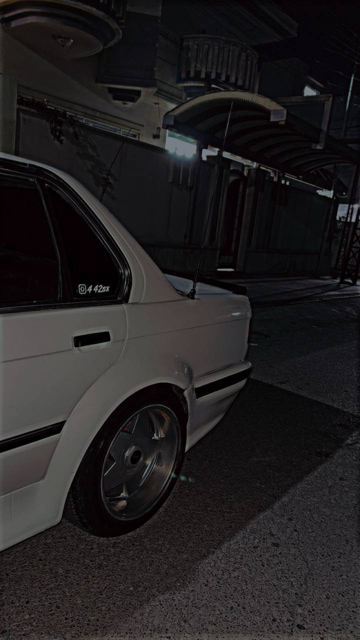 سلام عليكم 
الحلال للبيع
بي ام e30 زعرة موديل ٨٧
مكينة ٤ سلندر 1.8كير عادي رقم نينوى الماني هزة جديدة سنوية لل٢٩
بأسمي تحويل ثاني يوم 
السيارة مصبوغة عام 
كهربائيات غرفة كاملة 
طخم ورة نظيف كدام بي نواقص
مكينة كير شرط الفحص
مكاني الموصل 
للاستفسار 
***********
