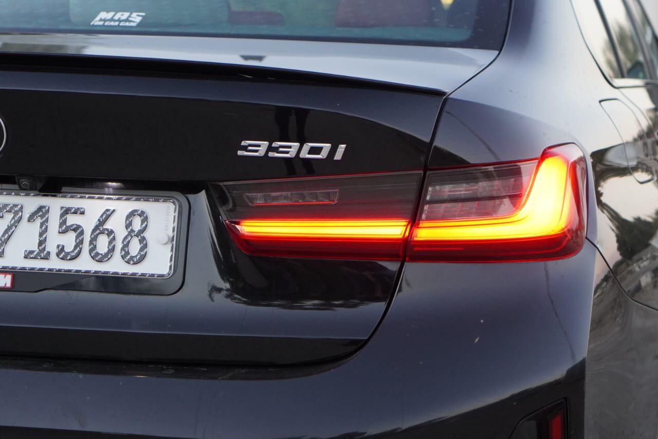 BMW 330i M packege 2023
ماشية ٤٥ الف كيلو 
حادثها جاملغ صبغ وبنيد مبدل نفس اللون 
( رقم الشاصي مرفق بالصور )
السيارة عليها ادامة كاملة بدون نقص 
مكانها ديالى او بغداد 
سعرها ٢٧٨ وبيها مجال قليل 
للأستفسار 
***********
