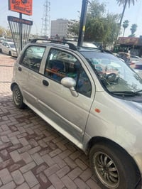 كيو كيو موديل ٢٠١٠ سياره مكفوله قطرة صبغ ما بيه بلادي تبريد ثلج صدر جد...
