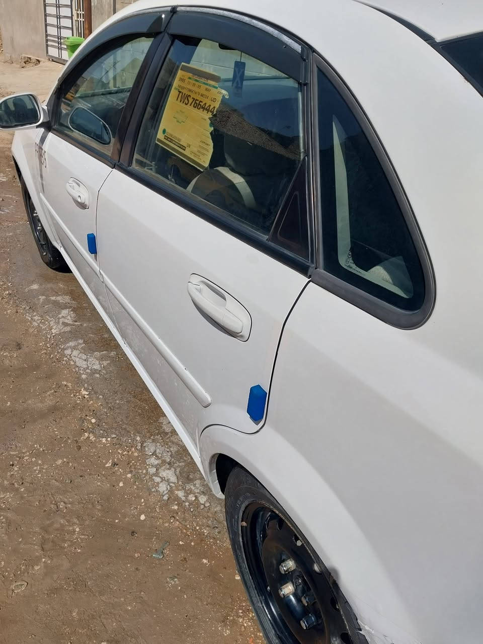 السلام عليكم اوبتره موديل 12 للبيع رقم بغداد انكليزي هزه جديده مشروع وطني السيارة بسمي مكان السيارة حله شارع 80 مقابيل مخبز مهند بلنزلة مال البزل للتواصل هذا رقمي *********** السيارة بيها بارد قليل وبيها ربع البنيد صبغ حداديه جديده تبريد خير من الله السيارة جاهزه السعر 80 قفل
