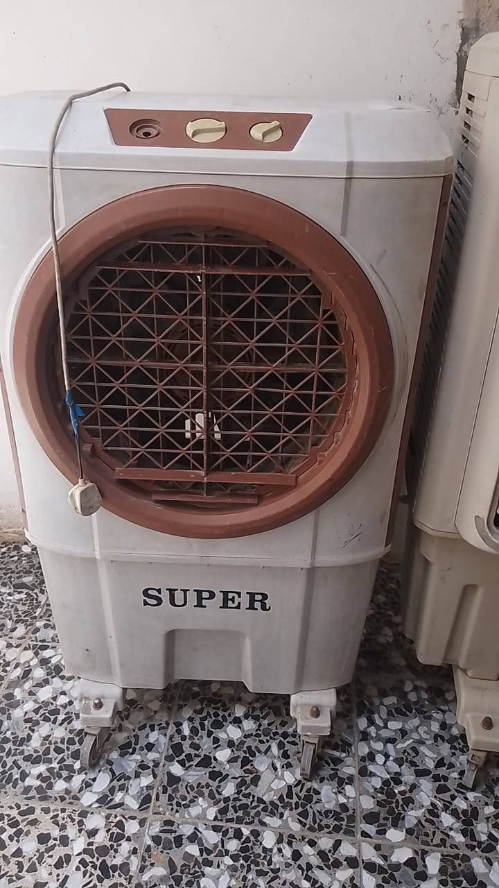 للبيع ثنينهم ب 150 الف الجوزية تشتغل والجبيرة تحتاج تصليح بسيط


**إذا كنت صاحب هذا الإعلان وتريد حذفه لأي سبب، رجاءا أرسل رسالة إلى الدعم الفني**