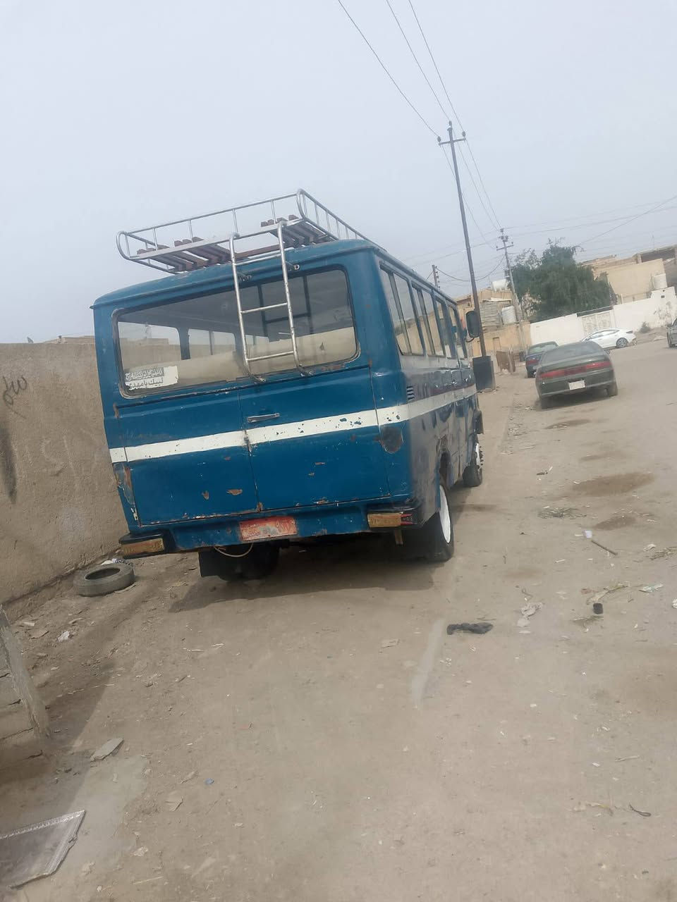 السلام عليكم 
مارسدس 18
للبيييع 
مكينه بيها بخار قليل
سياره جاهزه ماعوزها شي 
كهربائيات شغاله 
شغل واطلع للشغل مال عيشه 
وكاله عامه مطلقه بأسمي راعيها الشرعي بالكوت ابو السنويه 
السعر مليونين وبيها مجال 
رقم انبار مكاني الناصريه 
***********.
