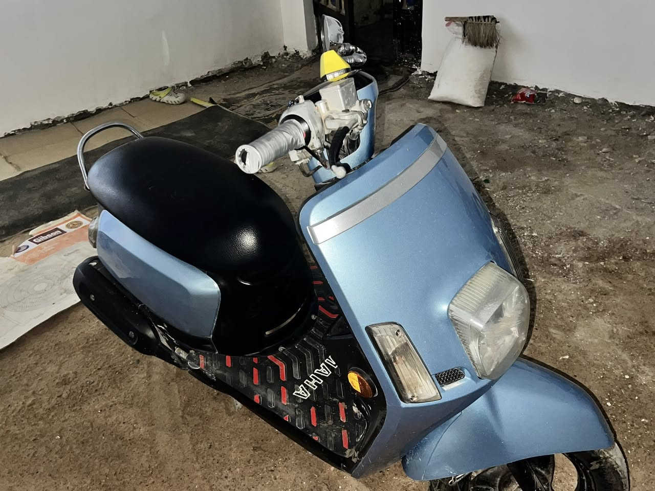 السلام عليكم ورحمة الله وبركاته
دراجة بليسي للبيع 
مكينة مامفتوحة شرط تفحص بيدك 
للاستفسار *********** 
ومتواجد بلخاص ايضاً 
مكاني سوق الشيوخ
