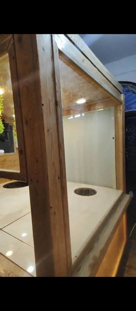 سلام عليكم اخواني الاعزاء للبيع ٣ تايرات جديد باتري سياره جبيره عليه مابي نقص خلاص كله ليد فول ديكورات بي اوراق كامل ***********
