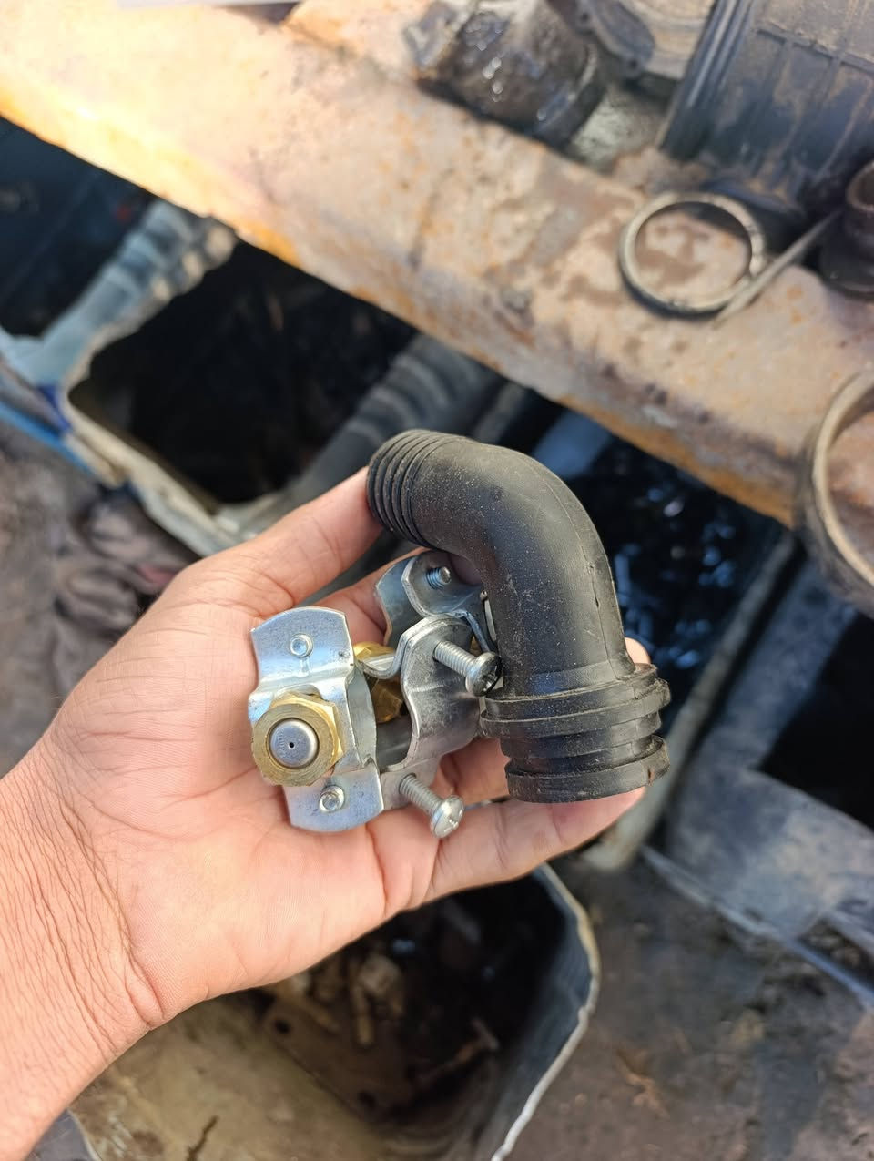 البيع ومراوس وتصليح وعل فحص عنوان غماس ***********///***********
