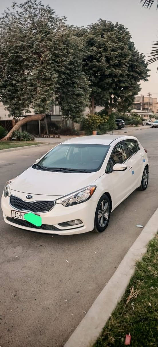 السلام عليكم
كيا فورتي هاج باك سياره وارد أمريكي موديل 16
محرك2000 جي بي اي
سياره خير من الله 
ماشيه 60 
صبغ بنيد بلا ضربه أثر شخوط بلا ضربه 
سياره بيها حادث جاملغ خلفي مال امريكي
سياره بيها ملاحضه قطعتين بارد 
السياره بدون دواخل بود ار باك بدون شاصي 
صدر خلفي امامي جديد
تايرات جديده 
باتري جديد
سياره جدآ نظيفه مابيها نقص 
مواصفات السياره :
تحكم ستيرن جهتين 
كروز سرعه
شاشه كاميرا 
أشار بالمري مري شفط
لد ليلي نهاري 
رقم  بغداد مميز
سنويه هزه كله جديد
السعر:114 وبيها مجال حك الجيه
العنوان بغداد السيديه 

***********
