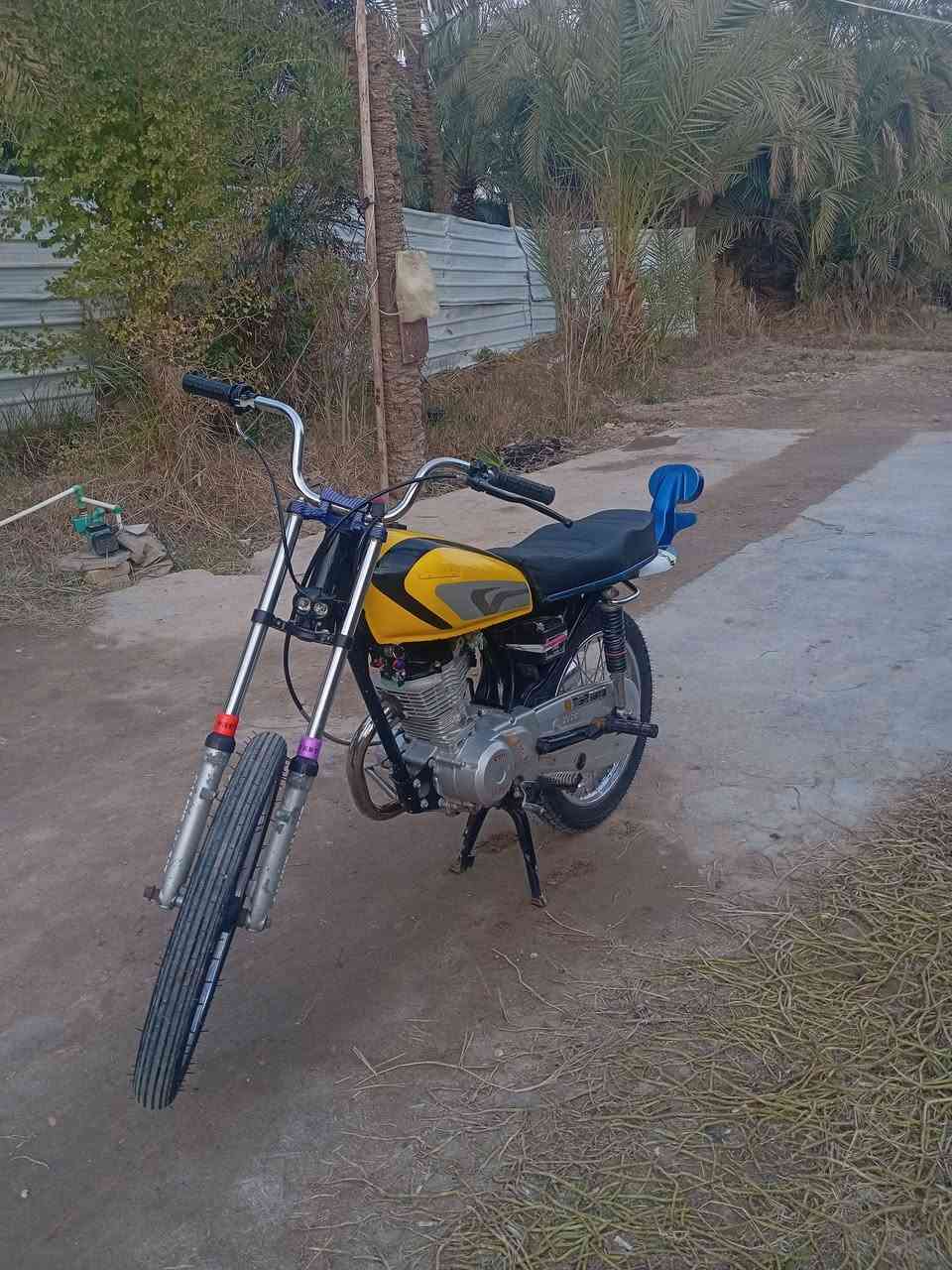 اسلام عليكم دراجه للبيع دراجه نضيفه معدل و شلعه دراجه شاصي نامه محرك تايكر مفتوحه بستم دراجه خير من الله دراجه (كلك كلك كلك كلك) متواجد فيس سعر خاص


**إذا كنت صاحب هذا الإعلان وتريد حذفه لأي سبب، رجاءا أرسل رسالة إلى الدعم الفني**