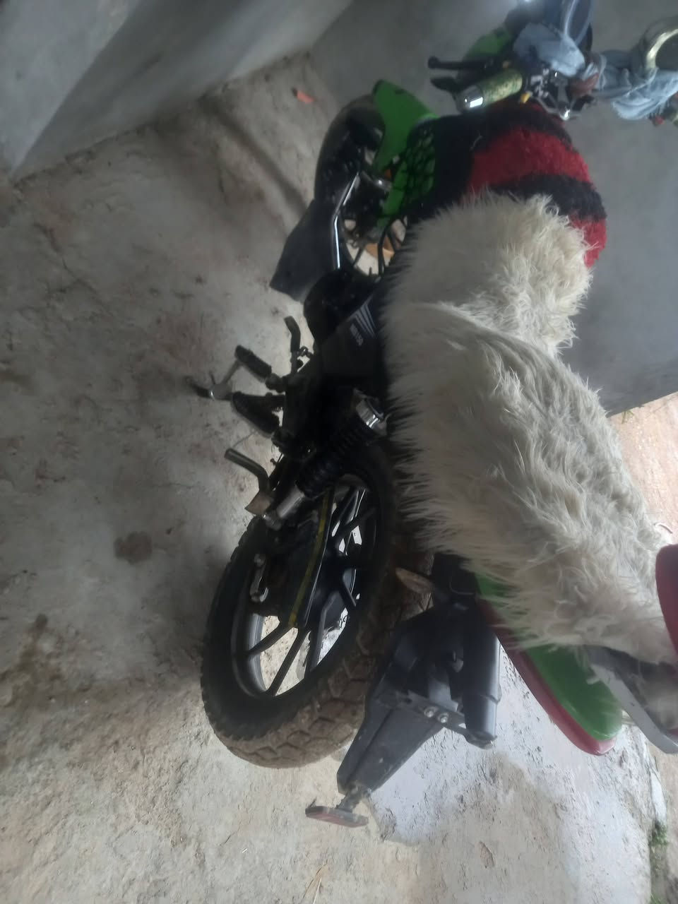 سلام عليكم شباب هايومه محرك ما مفتوح كهربايات كله شغاله سعر 675وبيه مجال خاص مفتوح


**إذا كنت صاحب هذا الإعلان وتريد حذفه لأي سبب، رجاءا أرسل رسالة إلى الدعم الفني**