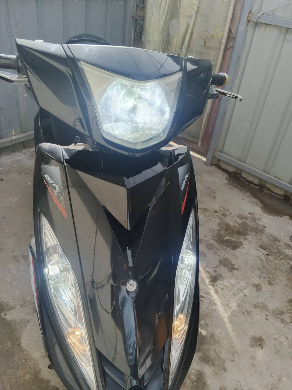 سلام عليكم درجة للبيع مال رمبه صارله شهر ويومن من نازله من رمبه مكاني دولعي شراي خاص ***********
