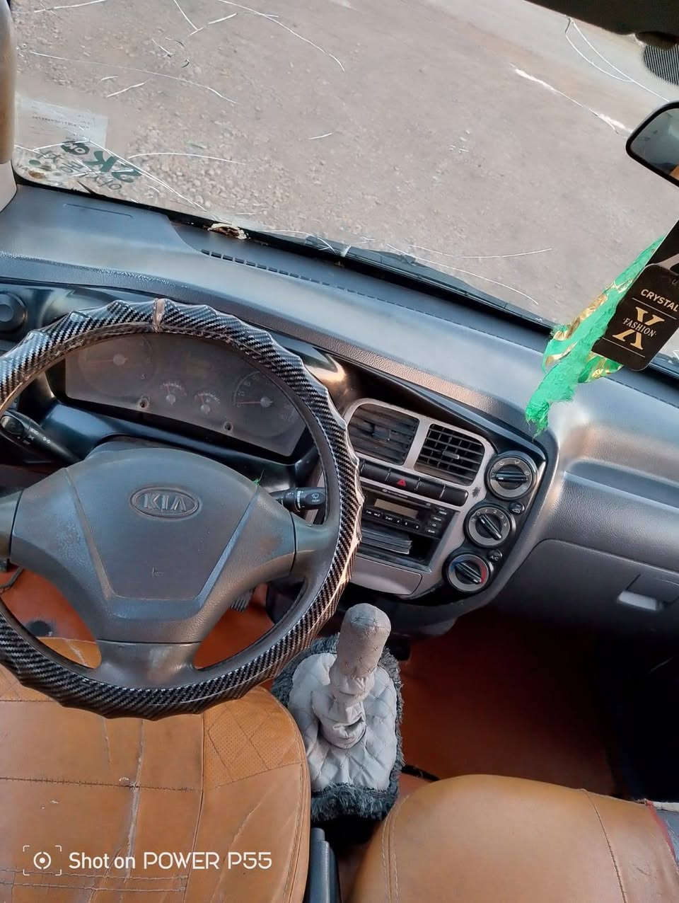 ***********
السلام عليكم هاي السياره ب 80 وبيها مجال 
موديل 12
