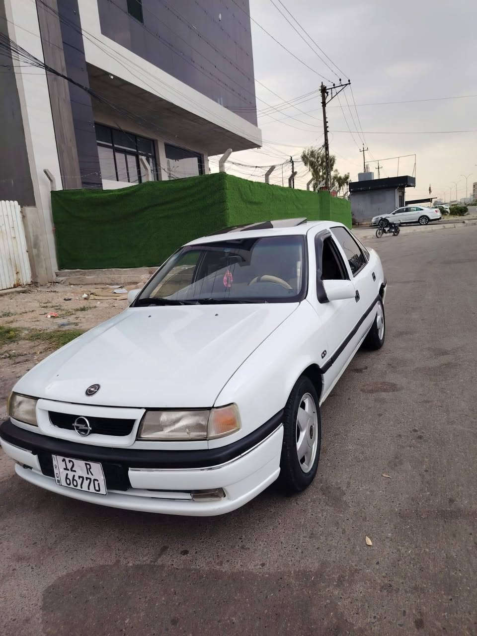 للبيع اوبل فكتره موديل 92  حجم 18 كير محرك شرط سنويه لي 2028تصليح دوير ودوسات فقد وباقي شرط سعر 60بيه مجال الطيبين الميعجبو المنشور يطلع كبل *********** وتساب???
