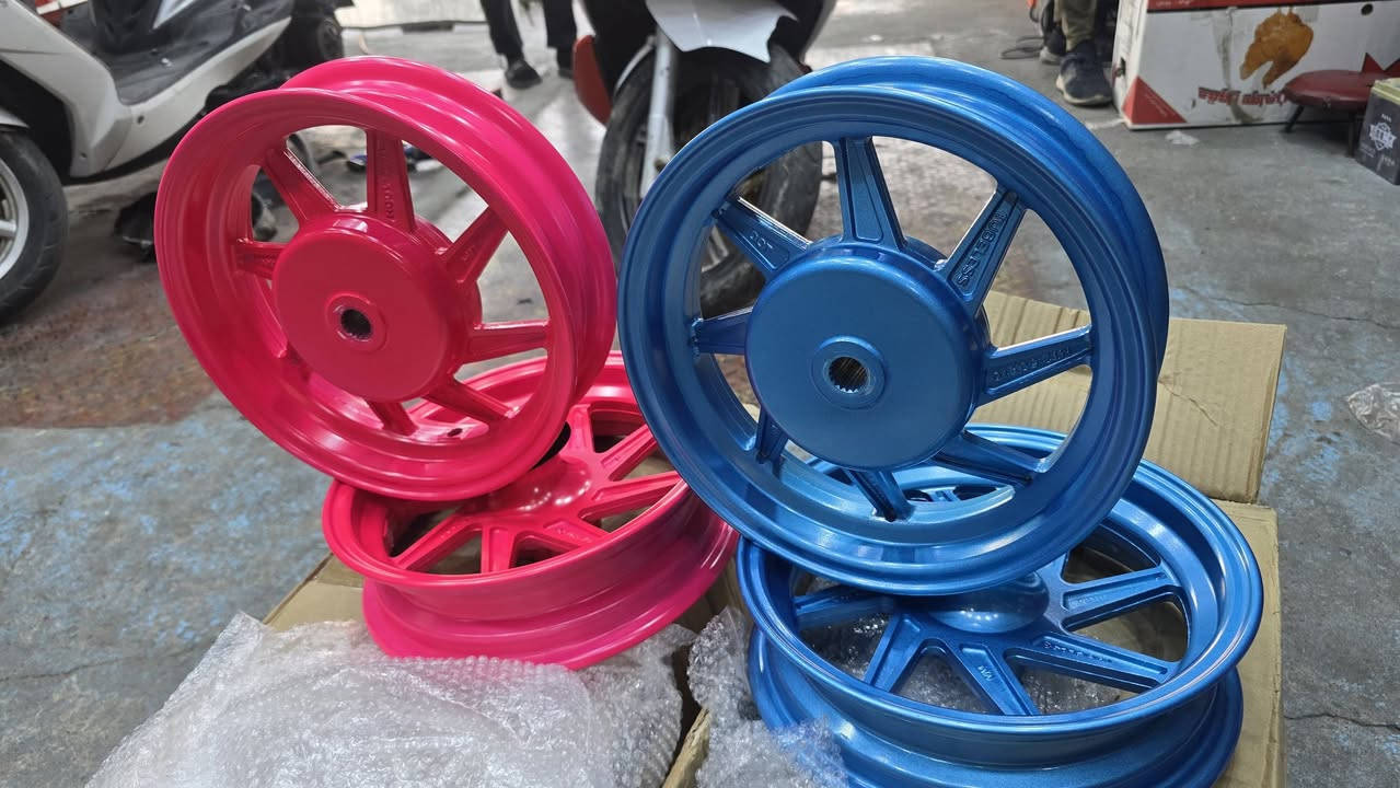 متوفر 
ويل كب اصلي 
جمله مفرد 
حمزه الياباني 
***********
