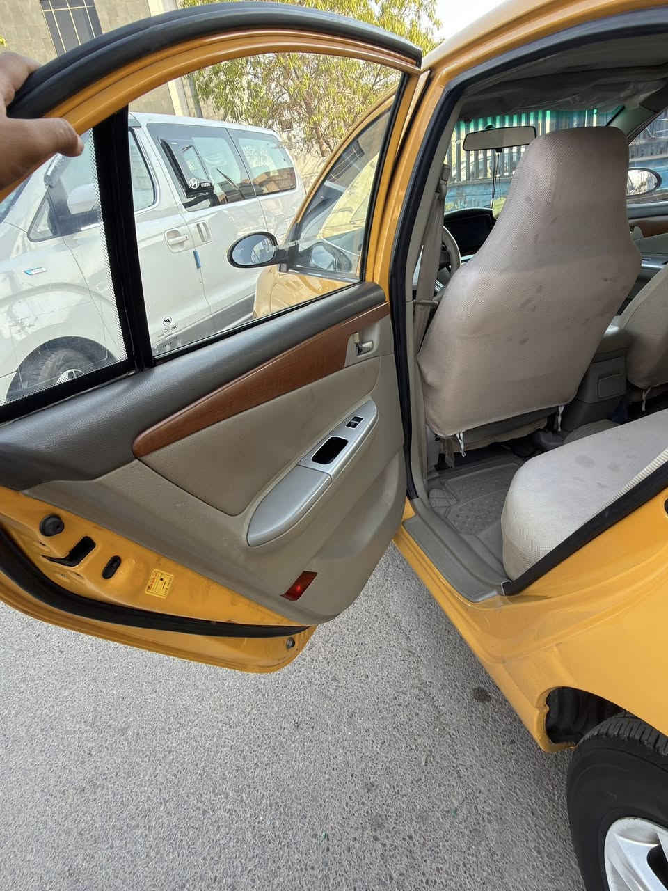 ليفان 620 موديل ١٣ السياره صبغتهه البلاديه ومصورهه اليوم من تاريخ المنشور 
كامله من كلهه والكمال لله السعر  المطلوب ٥٣ وبيه مجال شي بسيط مكانهه الفلوجه  ***********
