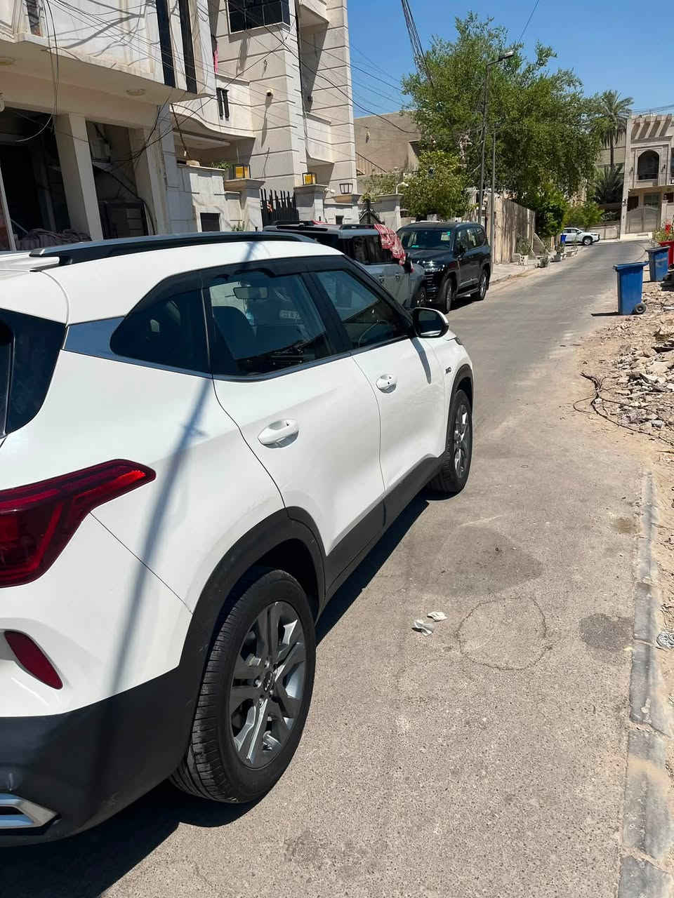 السلام عليكم كيا سلتوس 2022 فئة S
حادثها موضح بلصور السيارة مبيها تبديل ولا قطعة حتى الراديترات نفسها 
مواصفاتها : 
مانع انزلاق 
مانع انحدار 
بصمة تشغيل + ابواب
رادار 
تحديد مسار 
اطفاء ذاتي 
كشنات جلد ومخمل 
اشاير بلمري 
شاشة تدعم ابل كار بلي 
تدفئة بلكشنات 
مودات قيادة ايكو وسبورت ونورمال 
دبل بصمة 
ماشية 38800 ميل 
اني مستوردها السيارة منً اجت من امريكا على ايد وحدة 
مكانها بغداد الاعظمية السعر 147 وبيها مجال بسيط  ***********
