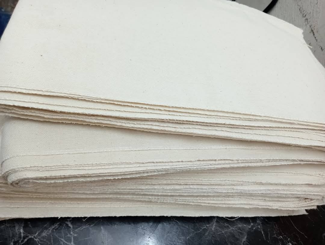 يتوفر لدينا انواع لخاميات ابيض قطني
درجة اولا 
كتيم مربع وطويل ب٨٠
روسي مربع وطويل ب٧٥ 
توجد خدمة توصيل بغداد ٥ محافظات ٦
حجز ***********
