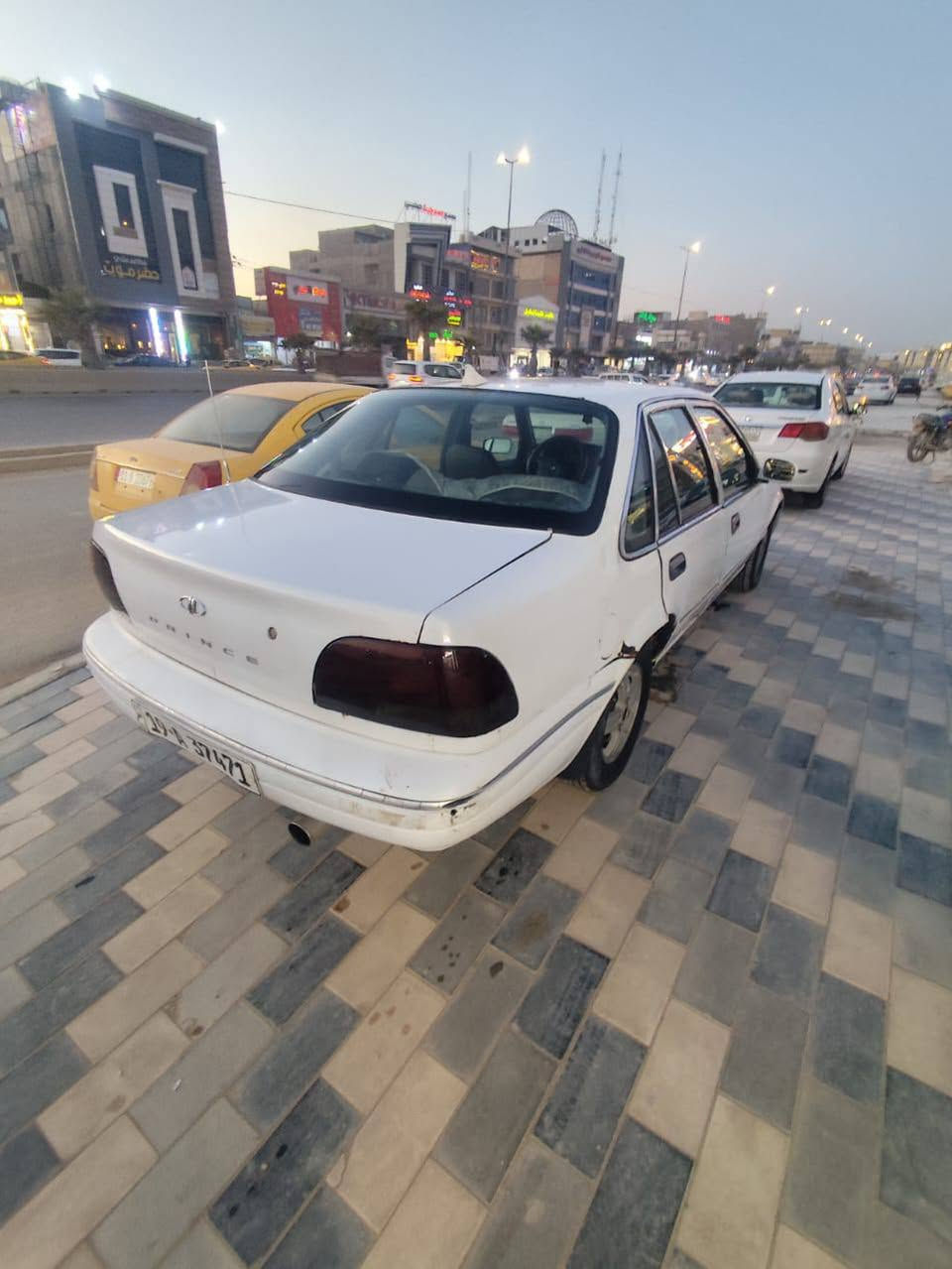 برنس فراشه موديل 1997 السياره محرك و كير و شواطي كفاله كهربائيات كله شغله سنتر لوك السياره مابيه ضربه  السياره حداديه 80بل 100 تبريد نقص غاز وقايش سياره خير من الله تايرات 90بل 100 رقم كربلاء مشروع وطني سنويه لل 2028 سياره مدور ثاني مكاني بابل -جمعيه السعر 35وبيه مجال
***********
